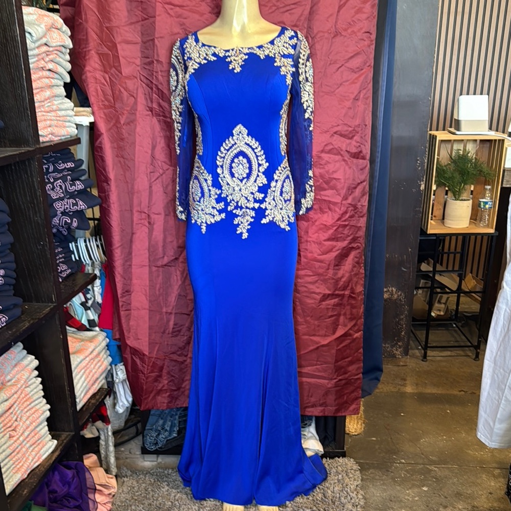Elegant Blue Embellished Evening Gown